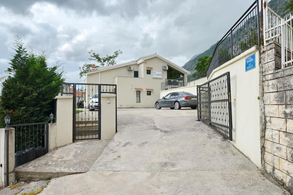 Urban Escape For Two In Kotor Exterior foto